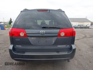 2007 Toyota Sienna CE with VIN 5TDZK23C97S047120, listed as a IAAI auction lot 42010384 with 186,070 mi miles. Bid and sale history available at carsss.com. Image 16.