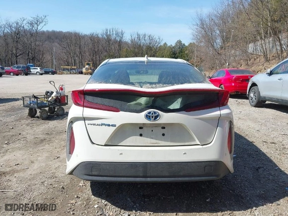 2017 Toyota Prius Prime Plus with VIN JTDKARFPXH3062627, listed as a IAAI auction lot 41790505 with NaN miles. Bid and sale history available at carsss.com. Image 17.