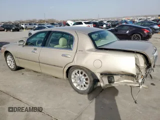 2006 Lincoln Town Car Signature z VIN 1LNHM81W16Y609693, wystawiony jako Copart lot #48370195 z przebiegiem 136 986 mil mil oraz Szkoda całkowita • Salvage title. Historia ofert i sprzedaży dostępna na DreamBid. Obrazek 2.