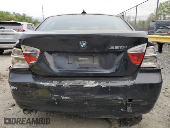 2008 BMW 3 Series 328i z VIN WBAVA37518NL18257, wystawiony jako Copart lot #53788785 z przebiegiem 144 704 mil mil oraz Szkoda całkowita • Salvage title. Historia ofert i sprzedaży dostępna na DreamBid. Obrazek 6.