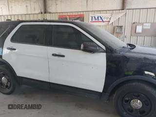 2018 Ford Police Interceptor Utility с VIN 1FM5K8AT5JGB19089, выставлен на аукционе IAAI как лот 42413153 с пробегом 122 665 миль миль и . История ставок и продаж доступна на DreamBid. Изображение 13.