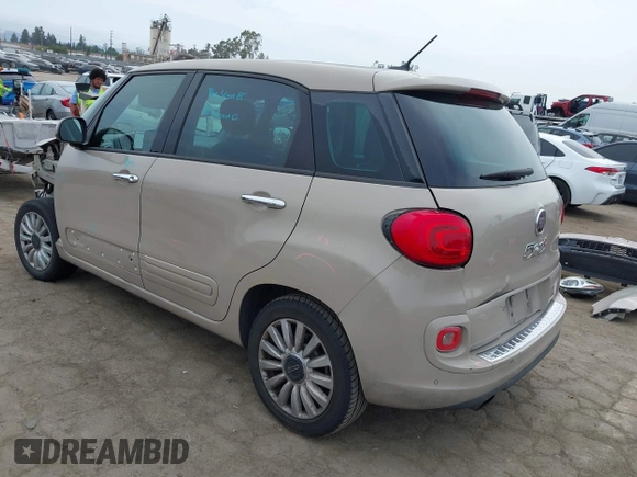 2015 FIAT 500L Easy с VIN ZFBCFABH1FZ036579, выставлен на аукционе IAAI как лот 42358118 с пробегом 116 135 миль миль и . История ставок и продаж доступна на DreamBid. Изображение 3.