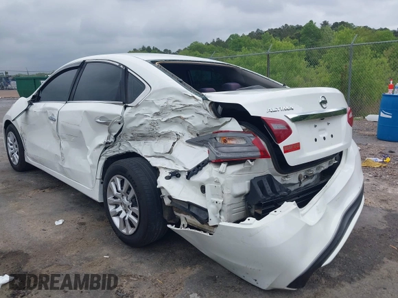 2018 Nissan Altima SR with VIN 1N4AL3AP5JC214819, listed as a IAAI auction lot 42066442 with 161,323 mi miles and . Bid and sale history available at carsss.com. Image 3.