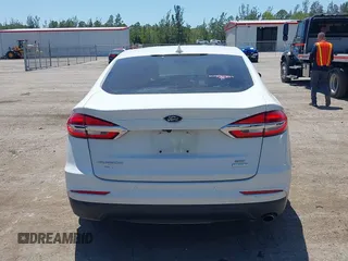 2020 Ford Fusion SE with VIN 3FA6P0HD1LR132613, listed as a IAAI auction lot 42051569 with 48,324 mi miles and . Bid and sale history available at carsss.com. Image 16.