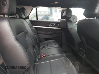2017 Ford Explorer XLT z VIN 1FM5K8DH7HGD27492, wystawiony jako Copart lot #55501705 z przebiegiem 74 764 mil mil oraz Szkody całkowita. Historia ofert i sprzedaży dostępna na DreamBid. Obrazek 10.