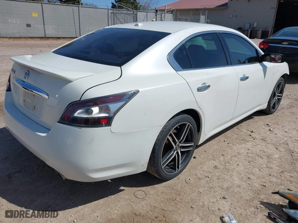 2014 Nissan Maxima 3.5 SV w/Sport Pkg with VIN 1N4AA5AP7EC494721, listed as a IAAI auction lot 42049742 with 176,740 mi miles. Bid and sale history available at carsss.com. Image 4.