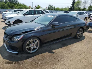 2017 Mercedes-Benz C 300 z VIN WDDWJ4KB3HF390958, wystawiony jako Copart lot #63186355 z przebiegiem 209 461 mil mil oraz Szkoda całkowita • Salvage title. Historia ofert i sprzedaży dostępna na DreamBid. Obrazek 1.