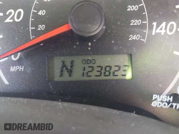 2010 Toyota Corolla z VIN 1NXBU4EE6AZ213324, wystawiony jako IAAI lot #42588669 z przebiegiem 123 823 mil mil oraz . Historia ofert i sprzedaży dostępna na DreamBid. Obrazek 15.