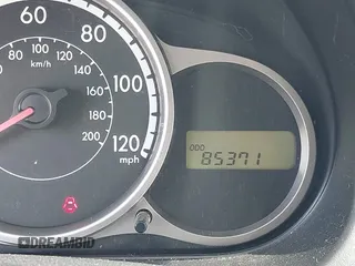 2012 Mazda 2 Sport z VIN JM1DE1KY5C0149990, wystawiony jako IAAI lot #42177069 z przebiegiem 85 371 mil mil oraz . Historia ofert i sprzedaży dostępna na DreamBid. Obrazek 15.
