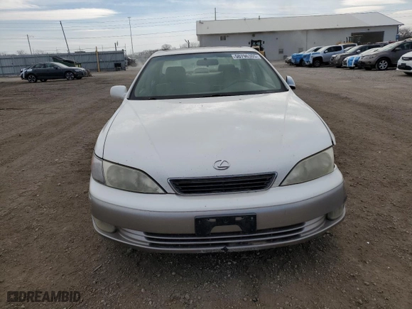 1998 Lexus ES 300 Luxury Sport Sdn with VIN JT8BF28G5W5018766, listed as a Copart auction lot 50796305 with 278,560 mi miles and Salvage Title. Bid and sale history available at carsss.com. Image 5.