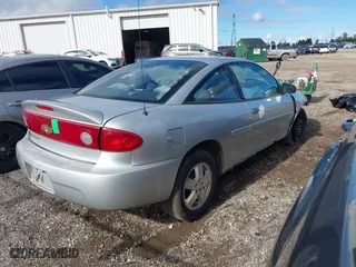 2004 Chevrolet Cavalier LS with VIN 1G1JF12F447337805, listed as a IAAI auction lot 40382154 with 1 mi miles. Bid and sale history available at carsss.com. Image 4.