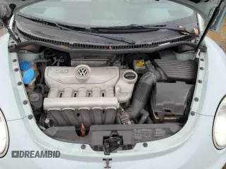 2010 Volkswagen Beetle with VIN 3VWRG3AL1AM004423, listed as a Copart auction lot 44448625 with 106,058 mi miles and Salvage Title. Bid and sale history available at DreamBid. Image 11.