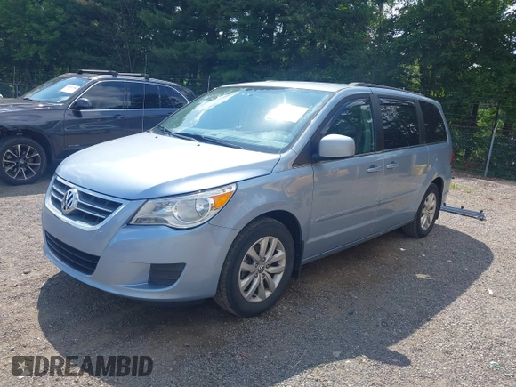 2012 Volkswagen Routan SE with VIN 2C4RVABG7CR309337, listed as a IAAI auction lot 42610070 with 117,214 mi miles and . Bid and sale history available at DreamBid. Image 2.