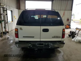 2001 Chevrolet Suburban LS z VIN 3GNEC16T41G127147, wystawiony jako Copart lot #56017935 z przebiegiem Nie podano mil oraz Szkoda całkowita • Salvage title. Historia ofert i sprzedaży dostępna na DreamBid. Obrazek 6.