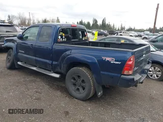 2006 Toyota Tacoma with VIN 5TEUU42N06Z165755, listed as a IAAI auction lot 41619786 with 168,910 mi miles. Bid and sale history available at carsss.com. Image 3.