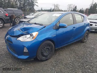 2013 Toyota Prius c One with VIN JTDKDTB39D1058324, listed as a IAAI auction lot 41916103 with 68,079 mi miles. Bid and sale history available at carsss.com. Image 19.