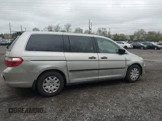 2005 Honda Odyssey LX with VIN 5FNRL38255B085979, listed as a IAAI auction lot 41971745 with 161,170 mi miles. Bid and sale history available at carsss.com. Image 12.
