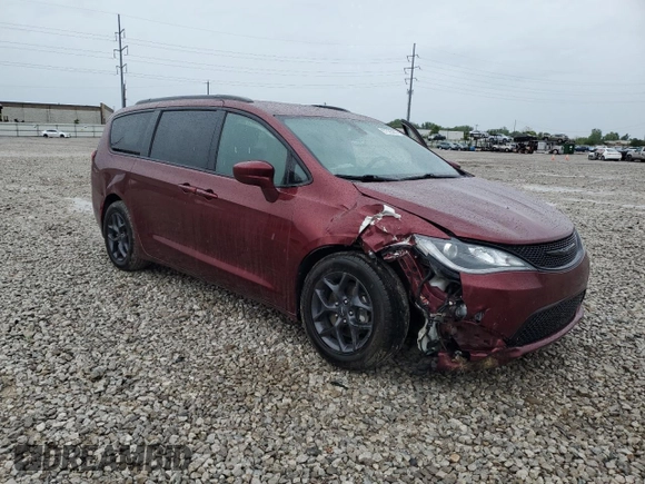 2018 Chrysler Pacifica Touring L Plus с VIN 2C4RC1EG9JR252640, выставлен на аукционе Copart как лот 57726455 с пробегом 97 841 миль миль и Списание • Salvage title. История ставок и продаж доступна на DreamBid. Изображение 4.