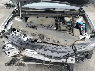 2025 Toyota Camry LE z VIN 4T1DAACK0SU073104, wystawiony jako Copart lot #51095855 z przebiegiem 10 976 mil mil oraz Szkoda całkowita • Salvage title. Historia ofert i sprzedaży dostępna na DreamBid. Obrazek 11.