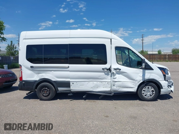 2024 Ford Transit Passenger XL with VIN 1FBAX2X88RKA16346, listed as a IAAI auction lot 42478903 with 21,423 mi miles and . Bid and sale history available at DreamBid. Image 13.