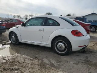2012 Volkswagen Beetle 2.5L PZEV with VIN 3VWJP7AT6CM605642, listed as a Copart auction lot 80018214 with 101,694 mi miles and Salvage Title. Bid and sale history available at carsss.com. Image 2.