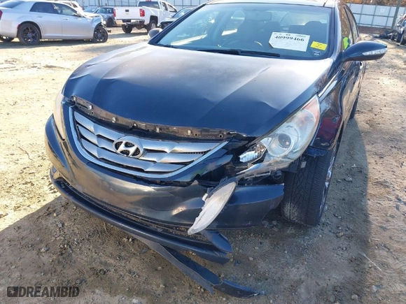 2012 Hyundai Sonata 2.0T SE with VIN 5NPEC4AB9CH338203, listed as a IAAI auction lot 40999466 with 170,966 mi miles. Bid and sale history available at carsss.com. Image 6.