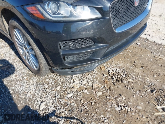 2019 Jaguar F-Pace 25t Prestige with VIN SADCK2GX1KA392946, listed as a IAAI auction lot 41133328 with 146,834 mi miles and . Bid and sale history available at DreamBid. Image 6.