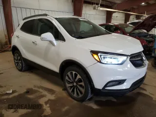 2020 Buick Encore Essence z VIN KL4CJGSB3LB061671, wystawiony jako Copart lot #43798525 z przebiegiem 101 220 mil mil oraz Tytuł czysty. Historia ofert i sprzedaży dostępna na DreamBid. Obrazek 4.