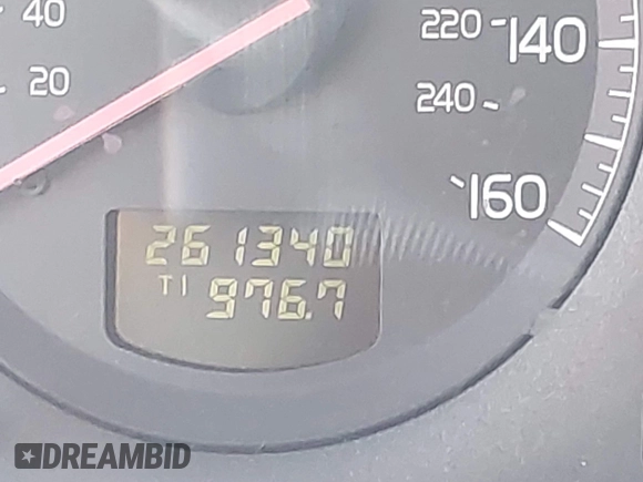 2001 Volvo V70 with VIN YV1SZ58DX11023987, listed as a IAAI auction lot 41371491 with 261,340 mi miles and . Bid and sale history available at DreamBid. Image 15.