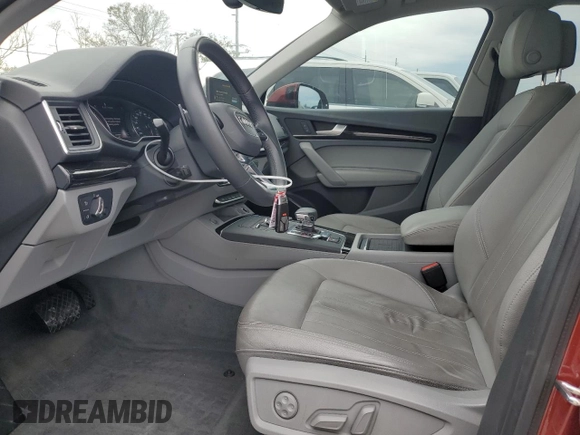 2020 Audi Q5 with VIN WA1ANBFY8L2066765, listed as a Copart auction lot 88794945 with 121,741 mi miles and Salvage title. Bid and sale history available at DreamBid. Image 7.