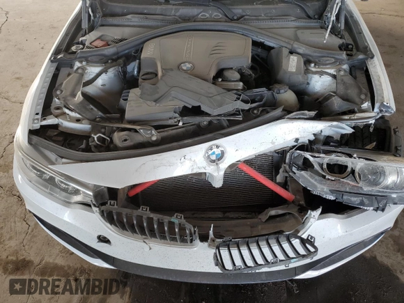 2015 BMW 4 Series 428i z VIN WBA3V5C51FP751530, wystawiony jako Copart lot #88903455 z przebiegiem 71 529 mil mil oraz Szkoda całkowita • Salvage title. Historia ofert i sprzedaży dostępna na DreamBid. Obrazek 12.