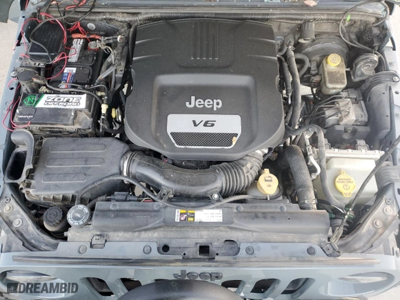 2014 Jeep Wrangler Unlimited Sahara with VIN 1C4BJWEG1EL122709, listed as a Copart auction lot 81367824 with 81,501 mi miles and Salvage Title. Bid and sale history available at carsss.com. Image 12.
