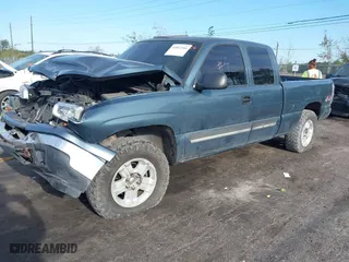 2006 Chevrolet Silverado 1500 LT2 with VIN 1GCEK19B16Z201646, listed as a IAAI auction lot 41867206 with 109,504 mi miles. Bid and sale history available at carsss.com. Image 17.