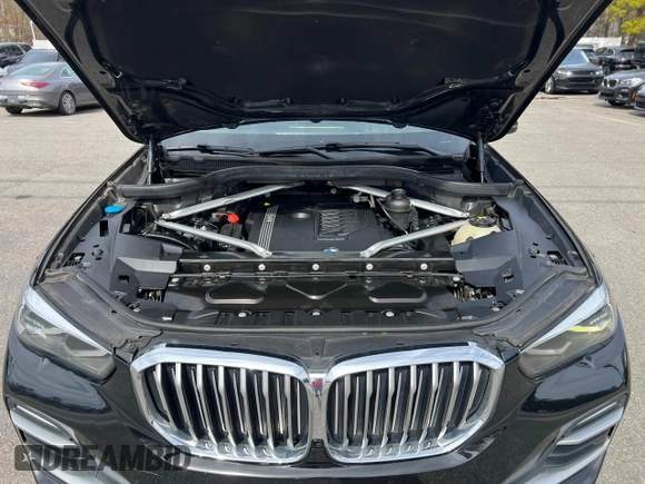 2019 BMW X5 xDrive40i with VIN 5UXCR6C57KLL62128, listed as a Copart auction lot 49959995 with 154,636 mi miles and Clean title. Bid and sale history available at DreamBid. Image 8.
