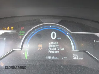 2018 Honda Clarity z VIN JHMZC5F10JC015706, wystawiony jako IAAI lot #42290573 z przebiegiem 158 987 mil mil oraz . Historia ofert i sprzedaży dostępna na DreamBid. Obrazek 7.