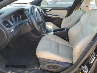 2015 Volvo S60 T5 Drive-E Platinum with VIN YV140MFD6F2301849, listed as a Copart auction lot 82231124 with Not Provided miles and Clean Title. Bid and sale history available at carsss.com. Image 7.