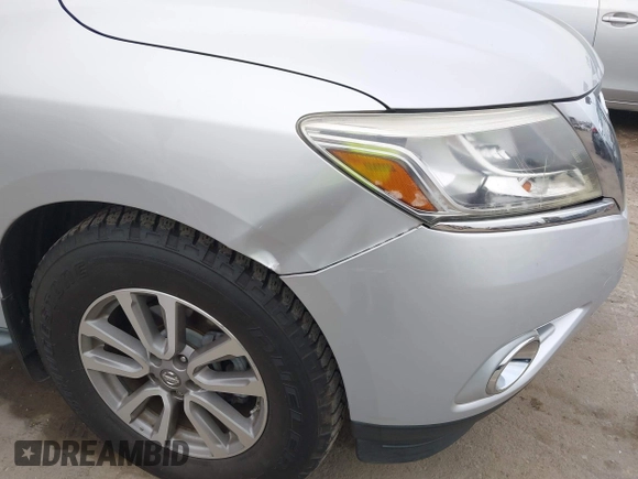 2014 Nissan Pathfinder SL with VIN 5N1AR2MN5EC699428, listed as a IAAI auction lot 42793201 with 178,985 mi miles and . Bid and sale history available at DreamBid. Image 6.