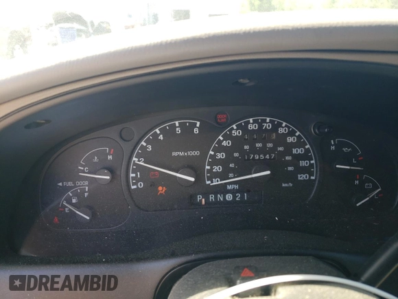 1998 Ford Explorer Sport с VIN 1FMYU22X0WUC49831, выставлен на аукционе Copart как лот 52305105 с пробегом 179 547 миль миль и Списание • Salvage title. История ставок и продаж доступна на DreamBid. Изображение 9.