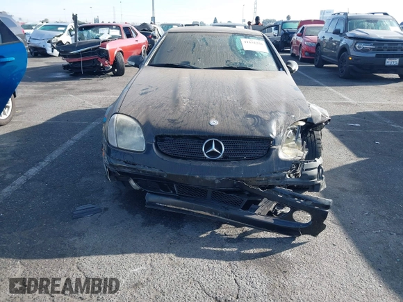 2003 Mercedes-Benz SLK 320 with VIN WDBKK65FX3F283784, listed as a IAAI auction lot 41152256 with 147,594 mi miles and . Bid and sale history available at DreamBid. Image 12.