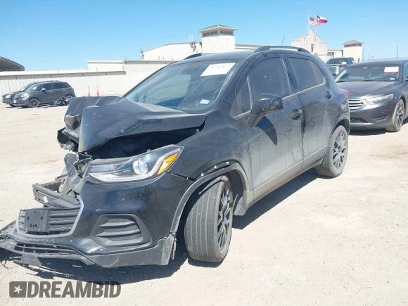2022 Chevrolet Trax LT with VIN KL7CJLSM9NB516913, listed as a IAAI auction lot 41747827 with 103,121 mi miles. Bid and sale history available at carsss.com. Image 2.