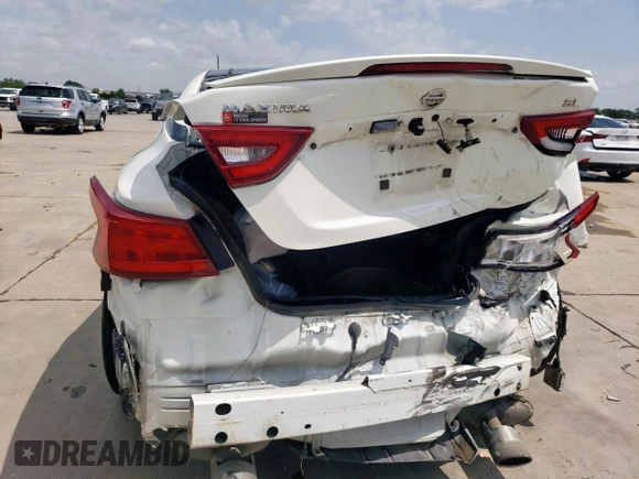 2017 Nissan Maxima SR with VIN 1N4AA6AP4HC391461, listed as a Copart auction lot 61269995 with 178,380 mi miles and Salvage title. Bid and sale history available at DreamBid. Image 6.