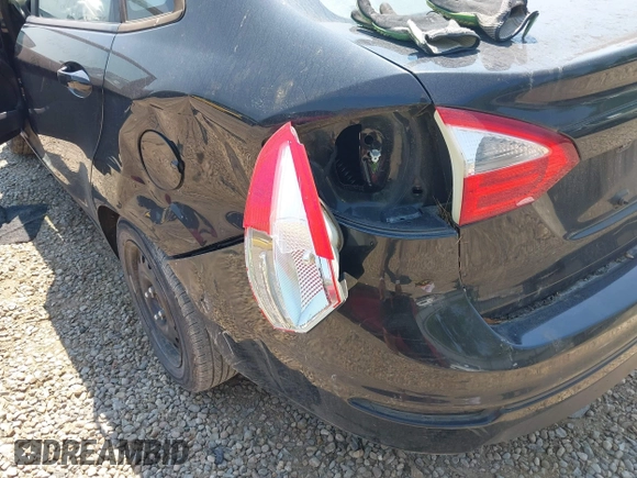 2015 Ford Fiesta S with VIN 3FADP4AJ0FM133011, listed as a IAAI auction lot 42462148 with 85,517 mi miles and . Bid and sale history available at DreamBid. Image 6.