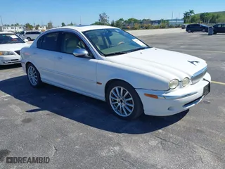 2005 Jaguar X-Type 3.0L with VIN SAJWA51C05WE31508, listed as a IAAI auction lot 41703798 with 186,925 mi miles. Bid and sale history available at carsss.com. Image 1.