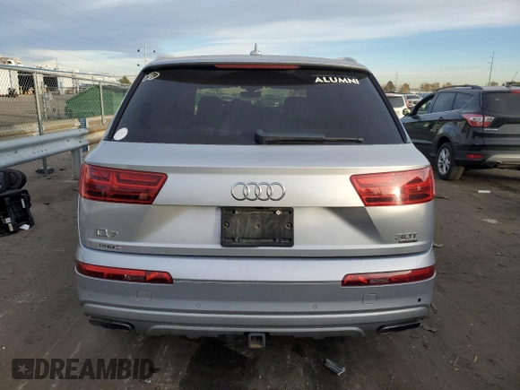 2018 Audi Q7 Premium z VIN WA1AAAF71JD017762, wystawiony jako Copart lot #81324904 z przebiegiem 79 688 mil mil oraz Szkoda całkowita • Salvage title. Historia ofert i sprzedaży dostępna na DreamBid. Obrazek 6.
