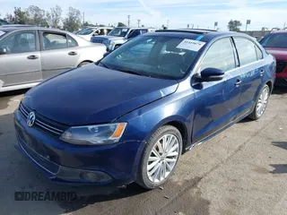 2014 Volkswagen Jetta TDI w/Premium with VIN 3VW3L7AJ7EM367323, listed as a IAAI auction lot 41419079 with 166,511 mi miles and . Bid and sale history available at DreamBid. Image 2.