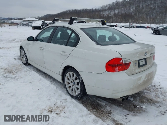 2006 BMW 3 Series 330xi with VIN WBAVD33556KL52150, listed as a IAAI auction lot 41307691 with 168,546 mi miles. Bid and sale history available at carsss.com. Image 3.