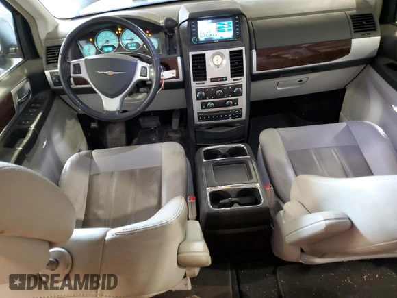 2010 Chrysler Town & Country Touring Plus with VIN 2A4RR8D19AR435101, listed as a Copart auction lot 50723375 with 195,667 mi miles and Salvage Title. Bid and sale history available at carsss.com. Image 8.