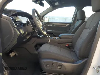 2025 GMC Acadia FWD Elevation z VIN 1GKENKRS9SJ131484, wystawiony jako Copart lot #88762755 z przebiegiem 166 mil mil oraz Czysty tytuł • Clean title. Historia ofert i sprzedaży dostępna na DreamBid. Obrazek 7.