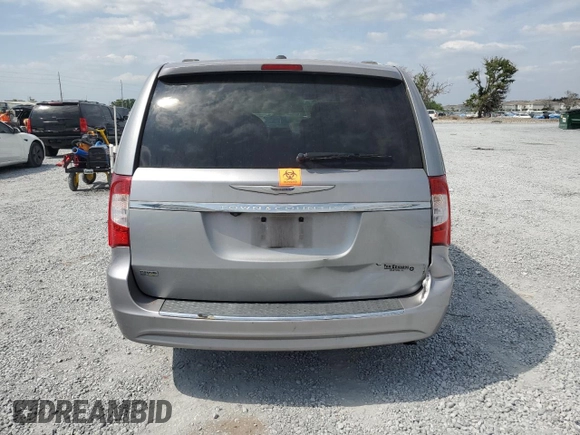 2015 Chrysler Town & Country Touring with VIN 2C4RC1BG1FR545105, listed as a Copart auction lot 53887525 with 211,691 mi miles and Salvage Title. Bid and sale history available at carsss.com. Image 6.