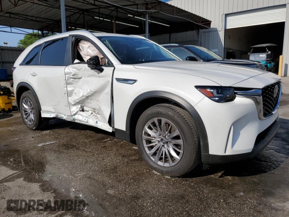 2025 Mazda CX-90 Select z VIN JM3KKAHD3S1194012, wystawiony jako Copart lot #50922745 z przebiegiem 8610 mil mil oraz Tytuł czysty. Historia ofert i sprzedaży dostępna na DreamBid. Obrazek 4.